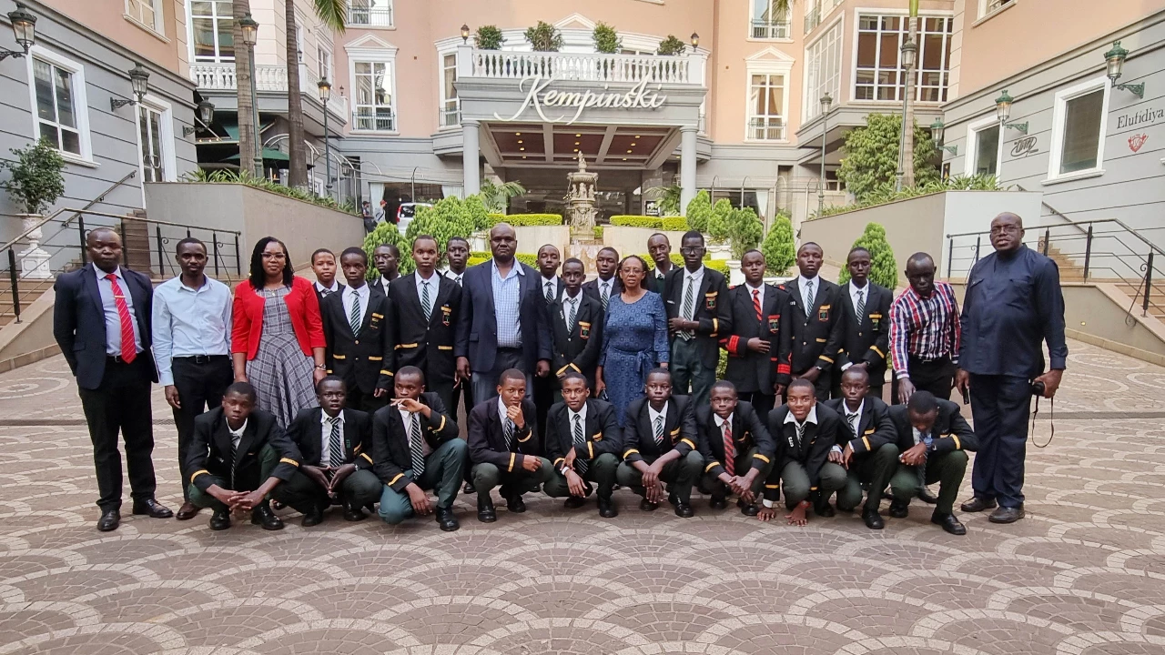 THE PRINCIPAL'S DINNER